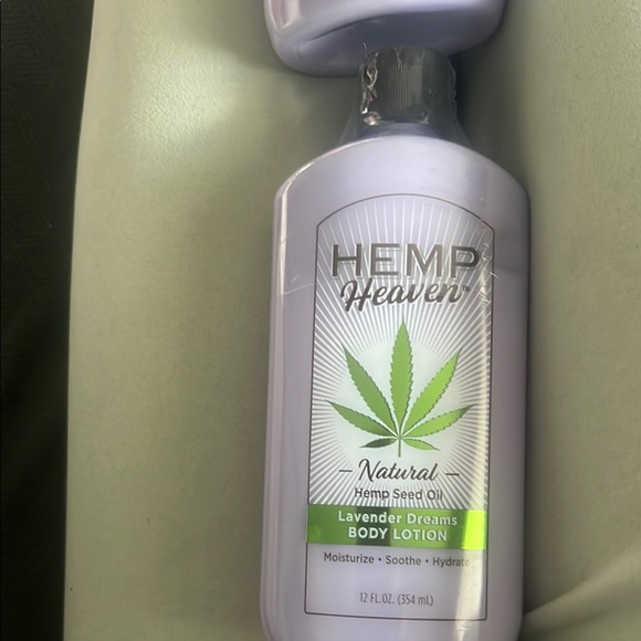 Lavender Dreams Body Lotion -by Hemp Heaven 12 oz - Picture 1 of 3